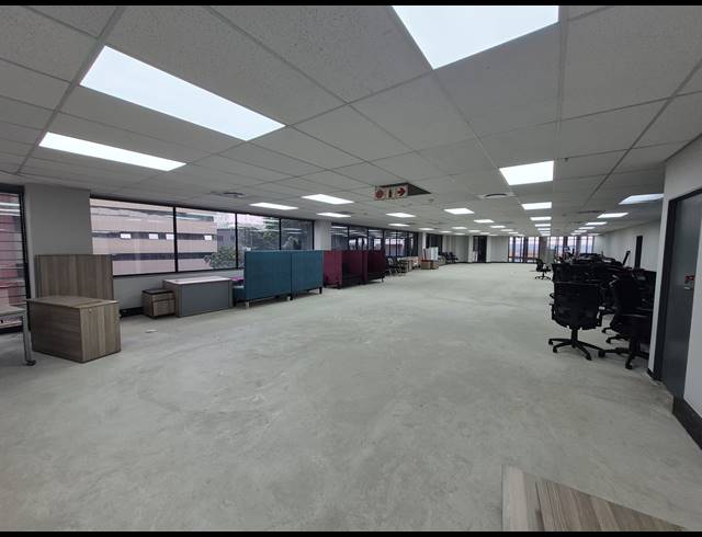 417M² OFFICE TO LET IN SANDTON CENTRAL
